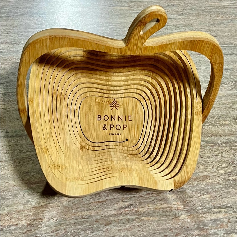 Bonnie & Pop convertible snack attack tray & basket